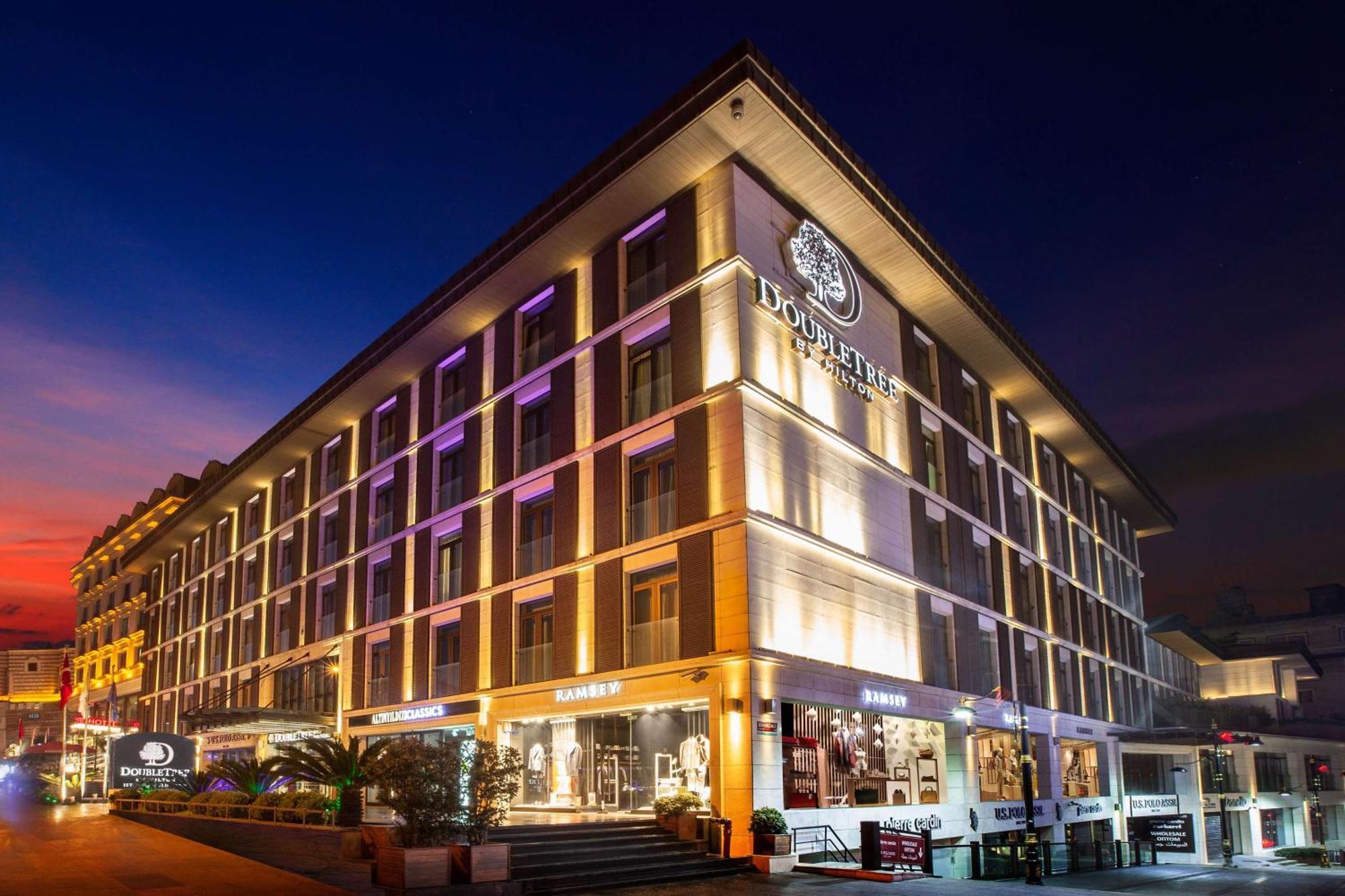 Hotel Doubletree By Hilton Istanbul - Old Town Exterior foto